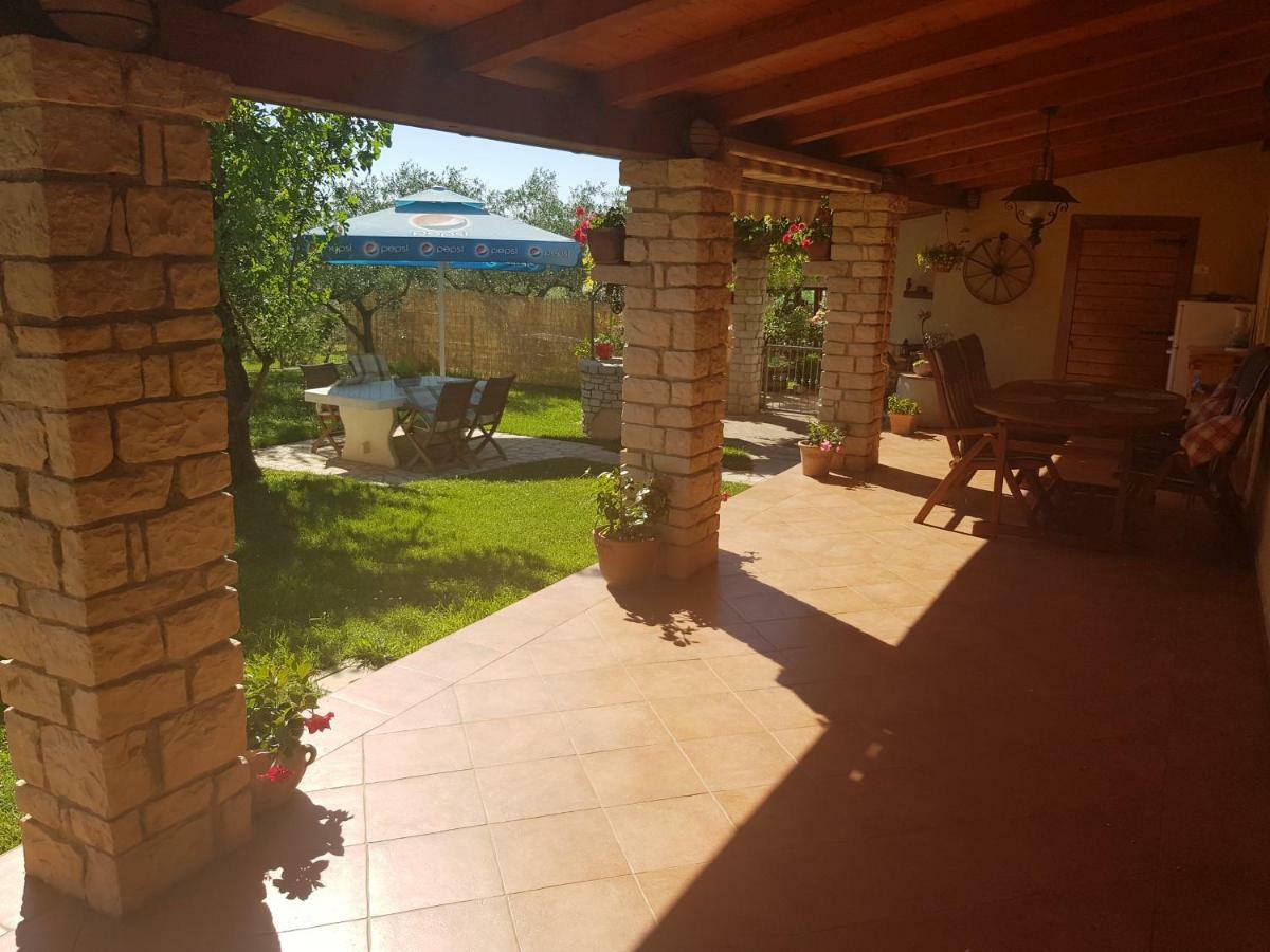 Casa Istria Villa Buje Bagian luar foto